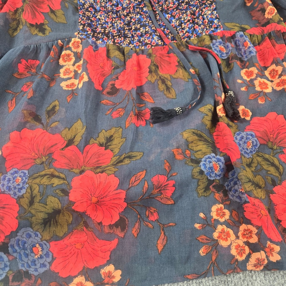 Daniel Rainn Blouse Women Large Blue Red Mixed Floral Smocked Peasant - Picture 7 of 9
